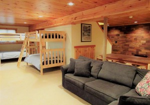 Private 3 Bedroom Home in the the White Mountains in the Waterville Estates - SW196E