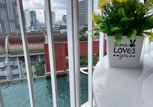 Private Jacuzzi Staycation at KL City 712