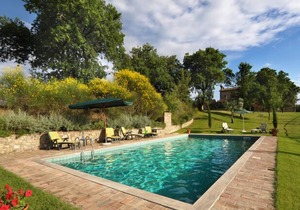 PRIVATE TUSCAN VILLA WITH PRIVATE POOL FOR 8 PEOPLE