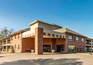 Quality Inn Airport I-240