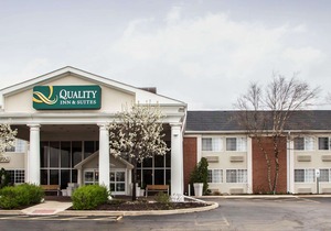 Quality Inn and Suites St Charles - West Chicago