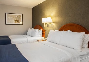 Quality Inn and Suites St Charles - West Chicago