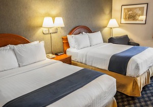 Quality Inn and Suites St Charles - West Chicago