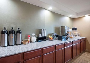 Quality Inn Near Pimlico Racetrack