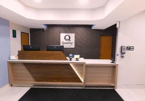 Quality Inn Pontiac