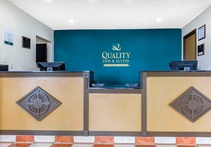 Quality Inn & Suites Bloomington University Area
