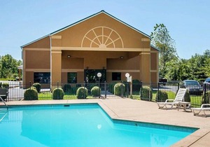 Quality Inn & Suites Centerville