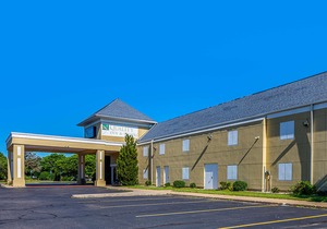 Quality Inn & Suites Coldwater