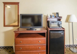 Quality Inn & Suites Coldwater