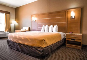 Quality Inn & Suites Lithia Springs