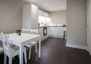 Quiet & comfortable city centre flat