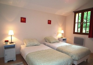 Quiet house in exceptionally beautiful Holiday Resort **** in Dordogne-Lot