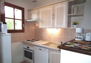Quiet house in exceptionally beautiful Holiday Resort **** in Dordogne-Lot