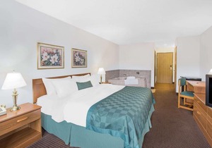 Ramada by Wyndham Hancock Waterfront