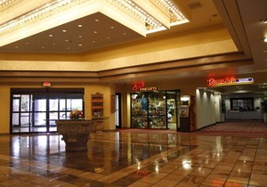 Ramada by Wyndham Viscount Suites Tucson East
