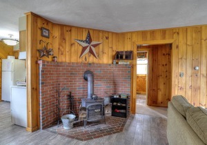 Rangeley Manor A | Nice Cottage Close to Shared Waterfront on Rangeley Lake