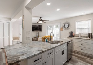 Recent Upgrades 3BR Pet Friendly Condo w/Parking