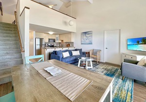 Recently Updated Beachfront Oceanfront Condo! Walk to Old Town Kapa'a