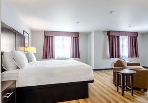 Red Lion Inn & Suites Des Moines