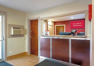 Red Roof Inn Cameron