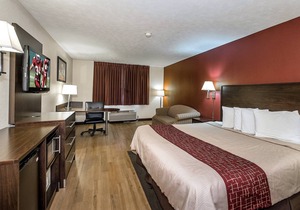 Red Roof Inn & Suites Hermitage