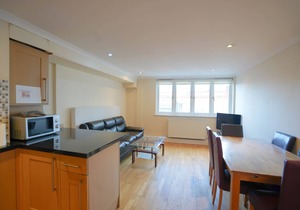 *REDUCED*12 minutes to London Bridge - Immaculate City Balcony Apartment, Zone 1
