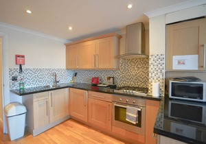 *REDUCED*12 minutes to London Bridge - Immaculate City Balcony Apartment, Zone 1