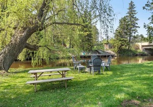 Reed's on the River Cabin 7
