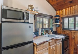 Reed's on the River Cabin 5