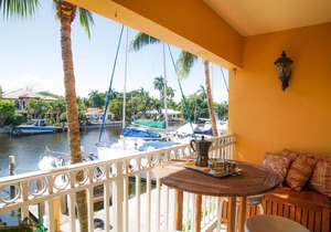 Relaxing Beach Apt in Las Olas Blvd