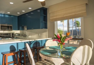 *RENOVATED 07/20!* Corner Beachfront Penthouse in Kapa'a w/AC!