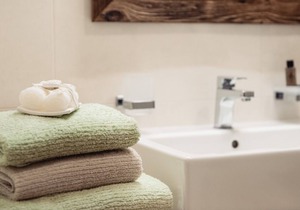 Residence Corn - Standard Apartment 14 with Mountain View, Jacuzzi, Wi-Fi & Balcony