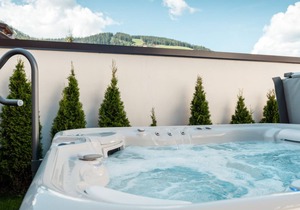 Residence Corn - Standard Apartment 12 with Mountain View, Jacuzzi, Wi-Fi & Balcony