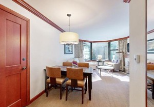 Resort at Squaw Creek's 521 & 523