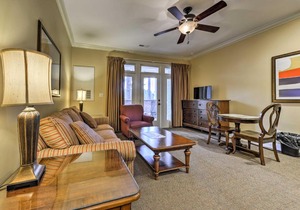 Resort-Style Condo on Golf Course with Pool Access