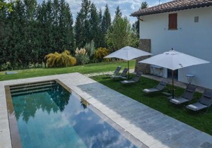 Restful Holiday Home in Reggello with Swimming Pool