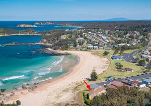 Retreat Beside The Beach - Unit Four