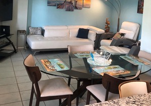Richard Arms, Updated Beach Unit! 200 Feet From The Beach! 2BR