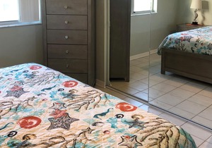 Richard Arms, Updated Beach Unit! 200 Feet From The Beach! 2BR