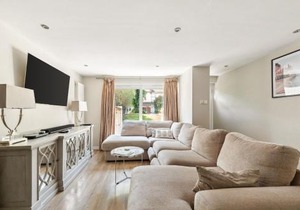 Richmond Riverside Villas