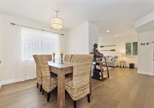 Ritz Pointe Condo w/ AC, gated, walk to Beach!