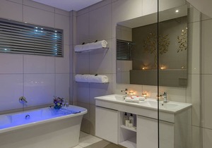 River Place Manor - Superior Double Room D