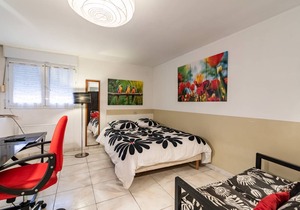 Roman T3 RDC - Two Bedroom Apartment, Sleeps 4