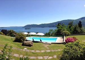 Romantic Nido with shared pool