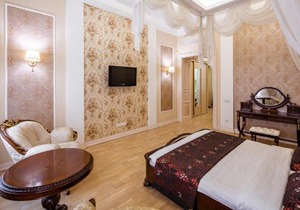 Romari Проспект Свободи 31