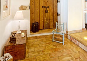Room 1- Aunt Amália's house