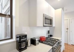 Roomy Brighton 2BR near St. Elizabeth's Hospital, by Blueground