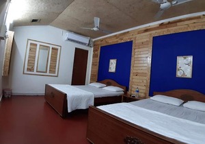 Royal Cottage, Anaimalai room 4