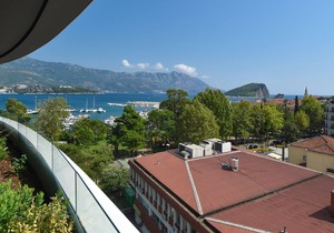 Royal Gardens Luxury Apartments - 33 rooms