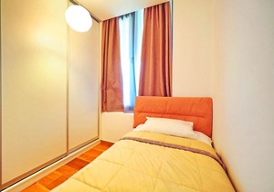 Royal Gardens Luxury Apartments / 18